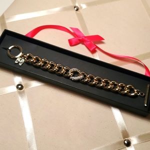 Victoria's Secret Gold chunky chain bracelet NWT and in box